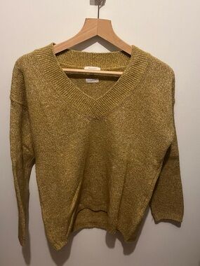 Massimo Dutti Olive-Gold V-Neck Sweater
